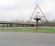 838577 Afbeelding van het kunstwerk 'De Follie van 't Goyplein' van Anke Colijn uit 1994, op 't Goyplein te Utrecht, ...